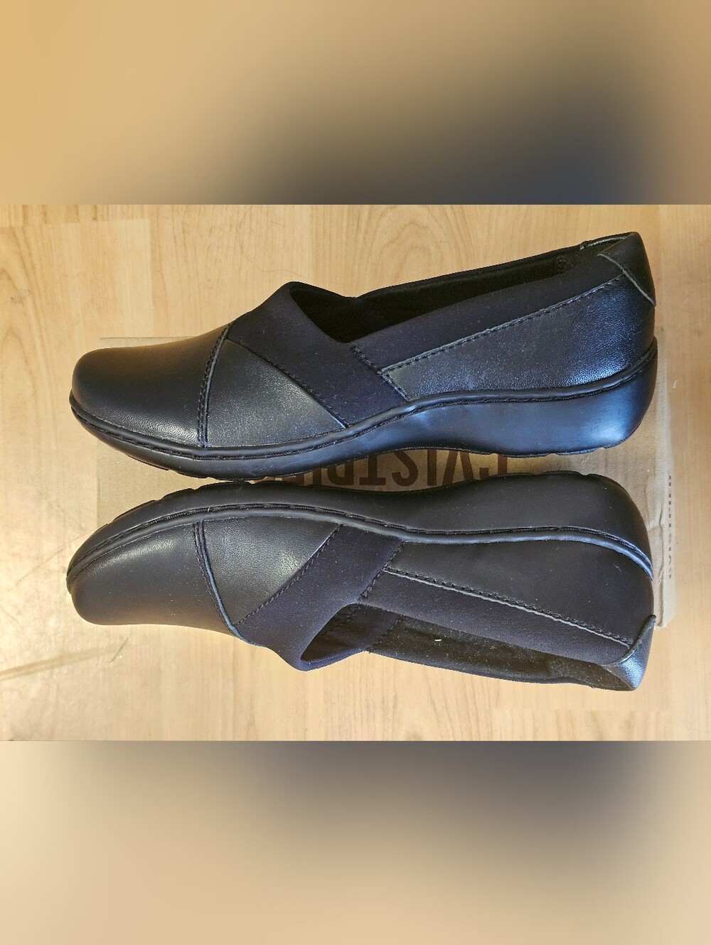 Clarks Cora Charm Round Closed Toe Slip On Ultimate Comfort Black Shoes Wo Sze 8 - Picture 7 of 12